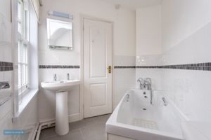 En-suite Bathroom- click for photo gallery